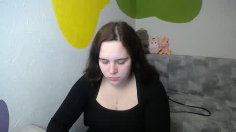 shy_lil online show from November 10, 1:03 pm