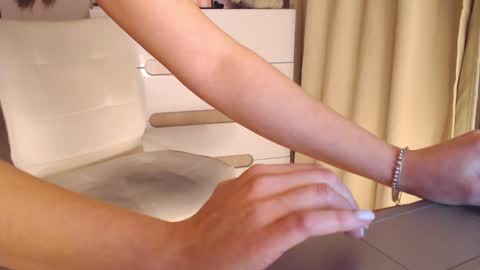 Milena online show from February 6, 4:25 pm