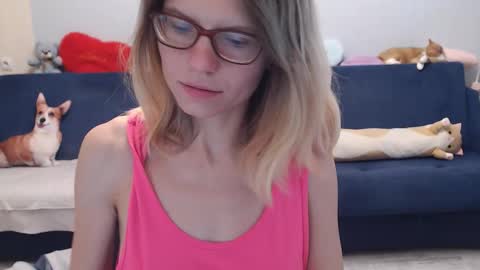 Snapshot of shy_moony chatting on September 15, 3:46 pm just Alex online show from September 15, 3:46 pm