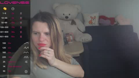 Snapshot of shy_moony chatting on February 2, 10:06 pm just Alex online show from February 2, 10:06 pm