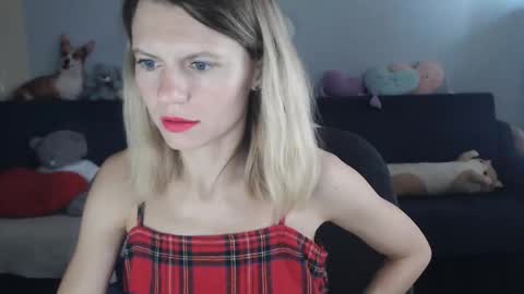 Snapshot of shy_moony chatting on September 9, 3:34 pm just Alex online show from September 9, 3:34 pm