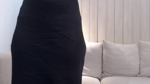 shy_schoolgirl_ online show from March 11, 6:30 pm
