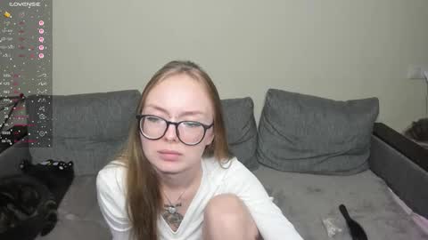 Melissa online show from October 26, 1:06 am