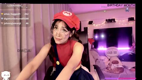 Snapshot of shyangie24 chatting on December 24, 4:55 am Angeline 3 independent come here when am horny... online show from December 24, 4:55 am