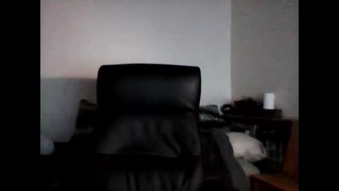 Snapshot of shyboyhugecum2020 chatting on January 24, 4:37 am shyboyhugecum2020 online show from January 24, 4:37 am