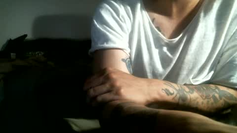 shyboyhugecum2020 online show from June 30, 3:28 am