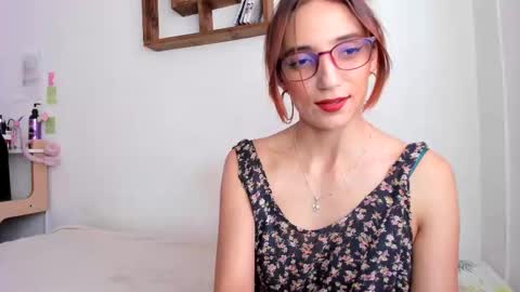 Snapshot of shybut_naughty chatting on February 26, 4:27 pm Tell me Ari My only social media will be IG online show from February 26, 4:27 pm