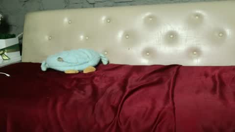 shygurl18hot online show from March 5, 2:12 pm