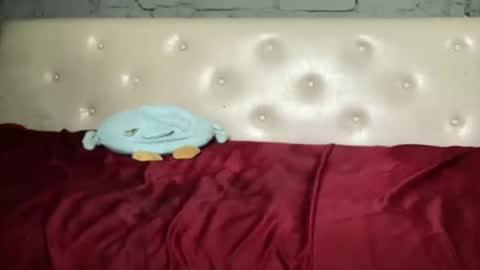 shygurl18hot online show from March 8, 2:08 pm