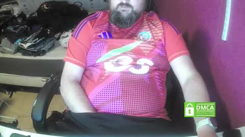 Snapshot of shyguy90130 chatting on October 17, 6:45 pm shyguy online show from October 17, 6:45 pm