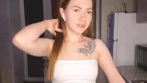 Mila online show from February 26, 11:41 pm