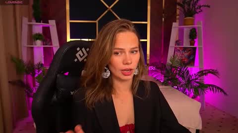 shyysiren online show from October 24, 3:46 pm