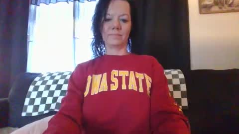 Mrs. St. Patrickk online show from December 9, 5:08 pm
