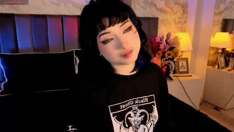 Sienna Desieree online show from May 6, 1:17 pm