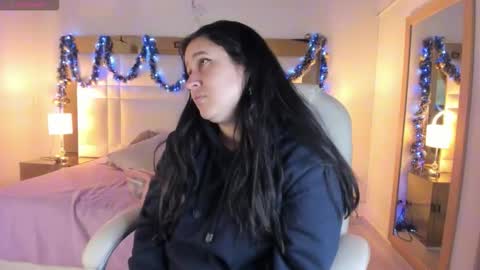 Sienna  online show from December 5, 11:30 am