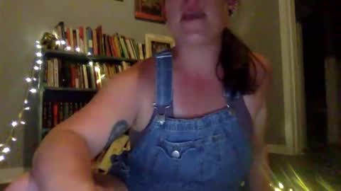 siennavia online show from April 14, 2:15 am