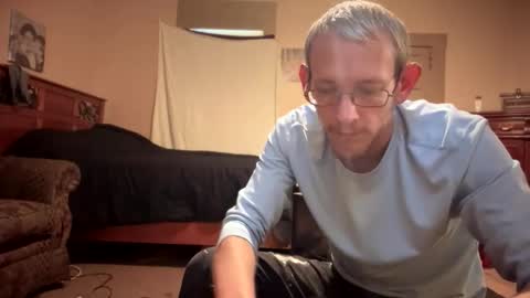 Cdub625 online show from November 10, 5:05 pm