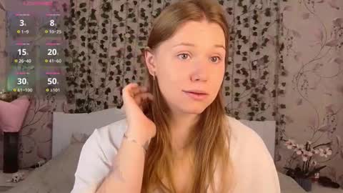 Chloe online show from October 1, 5:28 am