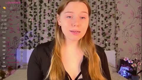 Chloe online show from January 7, 8:56 am