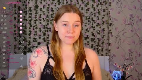 Chloe online show from December 14, 5:14 pm
