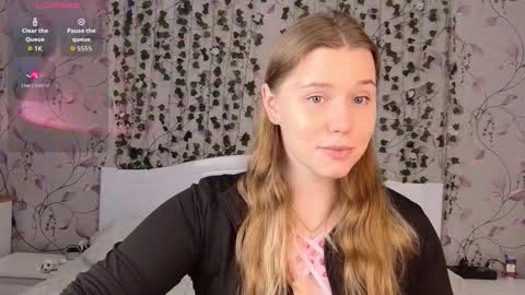 Chloe online show from October 21, 5:23 am