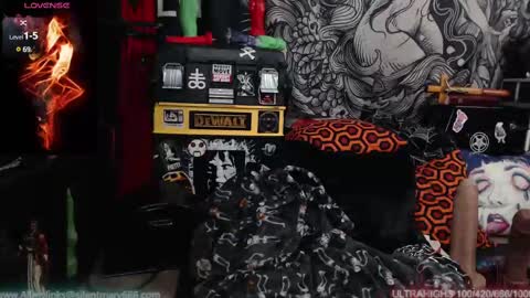 Snapshot of silentmary chatting on February 9, 7:19 pm Allmylinkssilentmary666 online show from February 9, 7:19 pm