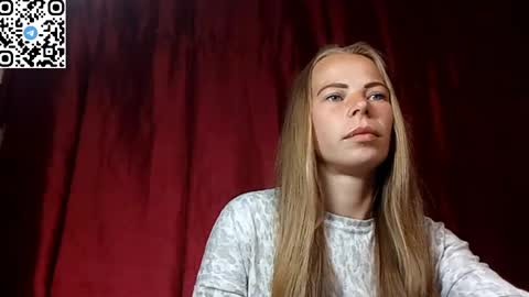 JULIANA online show from May 24, 8:59 pm