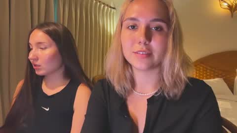 You fav Miss Si online show from July 3, 10:31 am