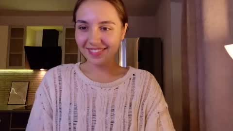 Snapshot of silicia_lu chatting on September 18, 5:28 pm You fav Miss Si online show from September 18, 5:28 pm