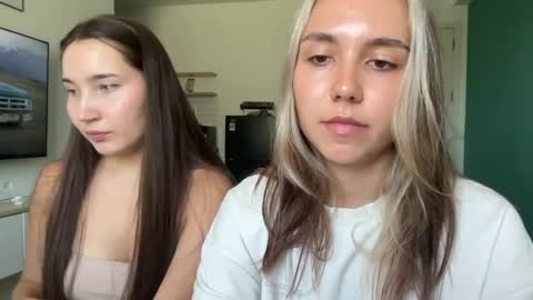 You fav Miss Si online show from March 29, 8:27 am