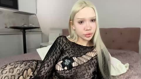 Diana  online show from September 28, 5:22 pm