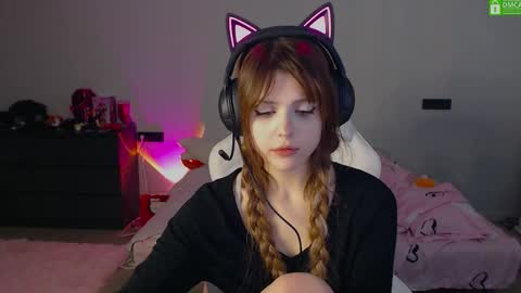 silk_aura online show from October 27, 2:00 am