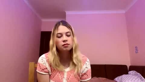 Jolie online show from October 28, 4:30 pm