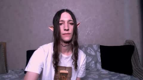 silvermuse online show from October 24, 7:31 am