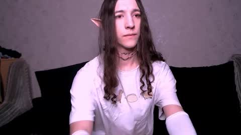 silvermuse online show from November 20, 1:59 am