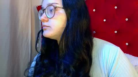 silvia_ls online show from December 13, 9:54 pm