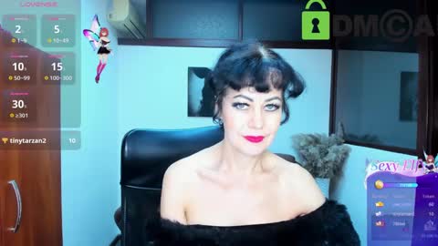 Snapshot of silvia_wallec chatting on March 3, 9:33 am Silvia Wallec online show from March 3, 9:33 am