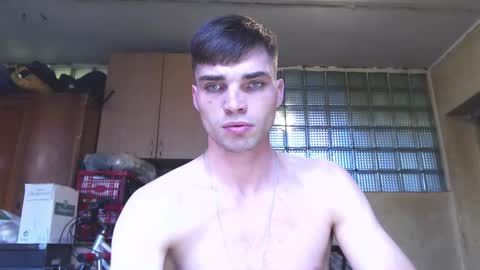 Snapshot of simbo_cool chatting on September 19, 1:48 pm Simba online show from September 19, 1:48 pm