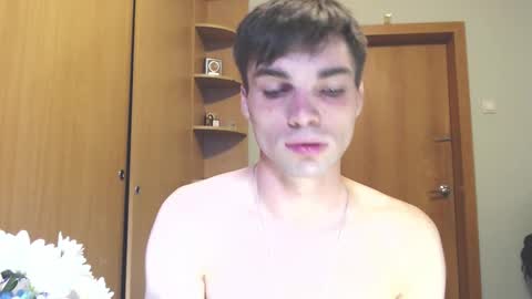 Snapshot of simbo_cool chatting on September 10, 4:57 am Simba online show from September 10, 4:57 am