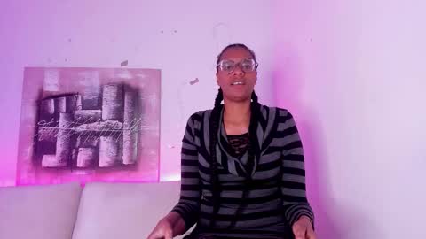 simona_brooke online show from October 27, 8:31 pm