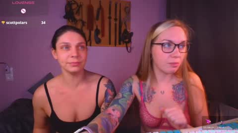 simona_moonshine online show from April 6, 8:10 pm