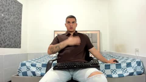 SIMON KELER online show from April 3, 1:51 pm