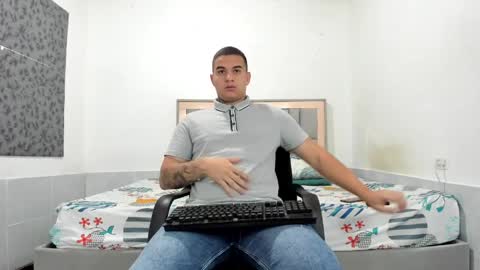 SIMON KELER online show from April 9, 9:59 am