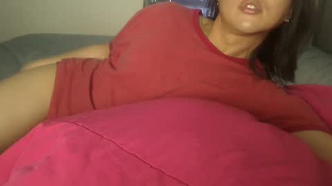 simple887 online show from December 14, 11:45 pm