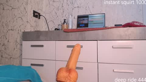 regina online show from February 5, 7:01 am