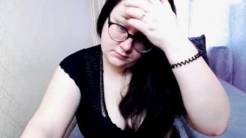 Angela online show from February 20, 8:27 am