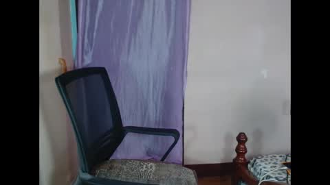 Snapshot of sinful_ava_ts chatting on September 17, 5:44 am Ava online show from September 17, 5:44 am