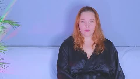 Snapshot of sinful_helena chatting on September 15, 3:52 am sinful_helena online show from September 15, 3:52 am