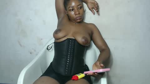 sinfulbicth online show from October 25, 1:39 am