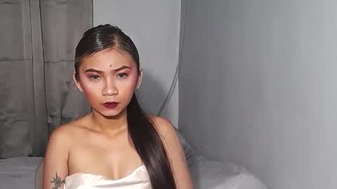 Snapshot of sinner_maria chatting on September 12, 5:37 pm sinner_maria online show from September 12, 5:37 pm